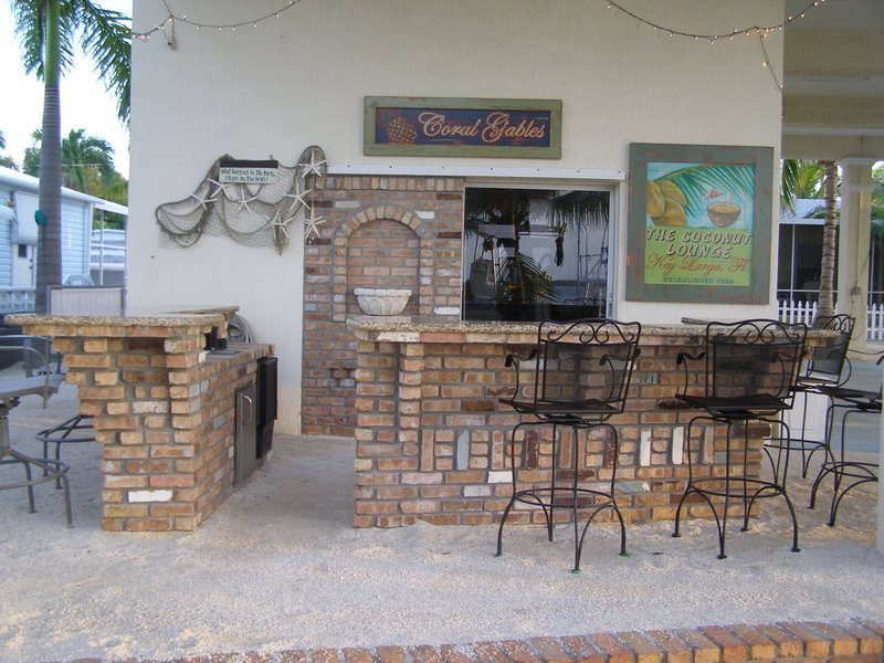 Custom Outdoor Kitchen - project photo 6