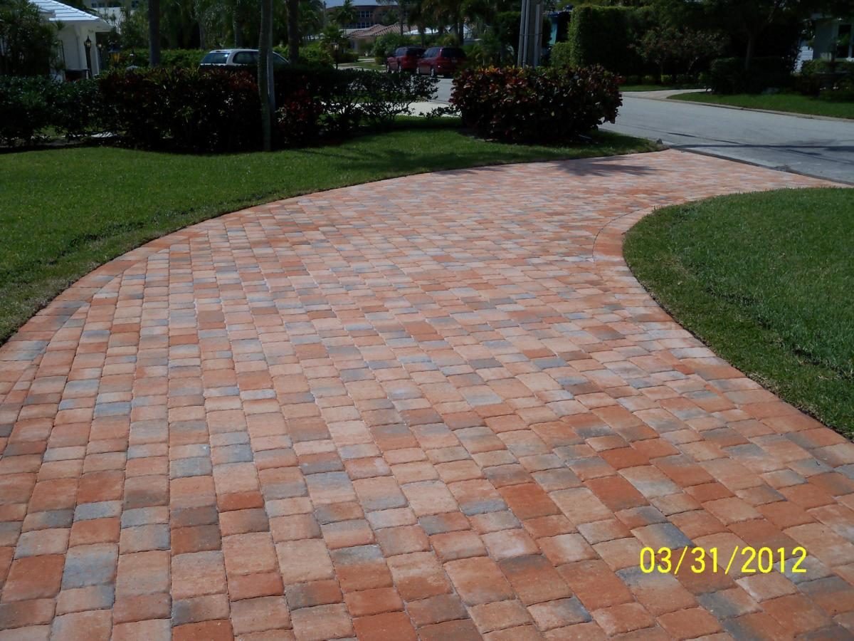 Pool Patio Pavers - project photo 3