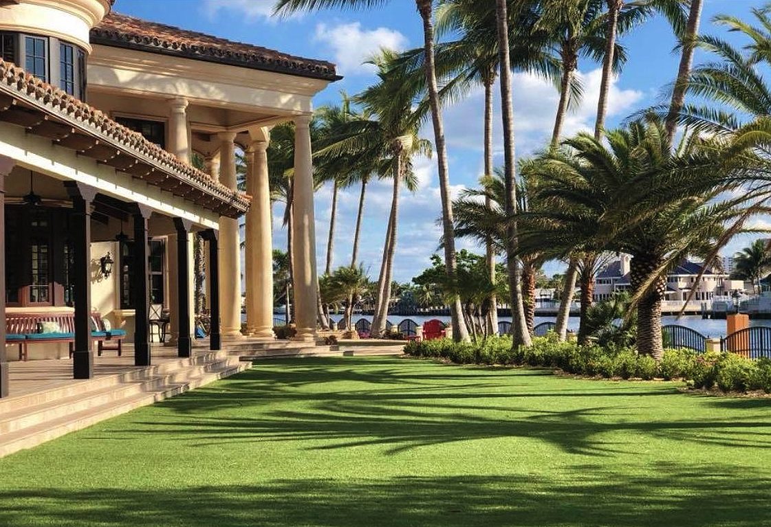 Cliff's Pools & Patios artificial turf installation