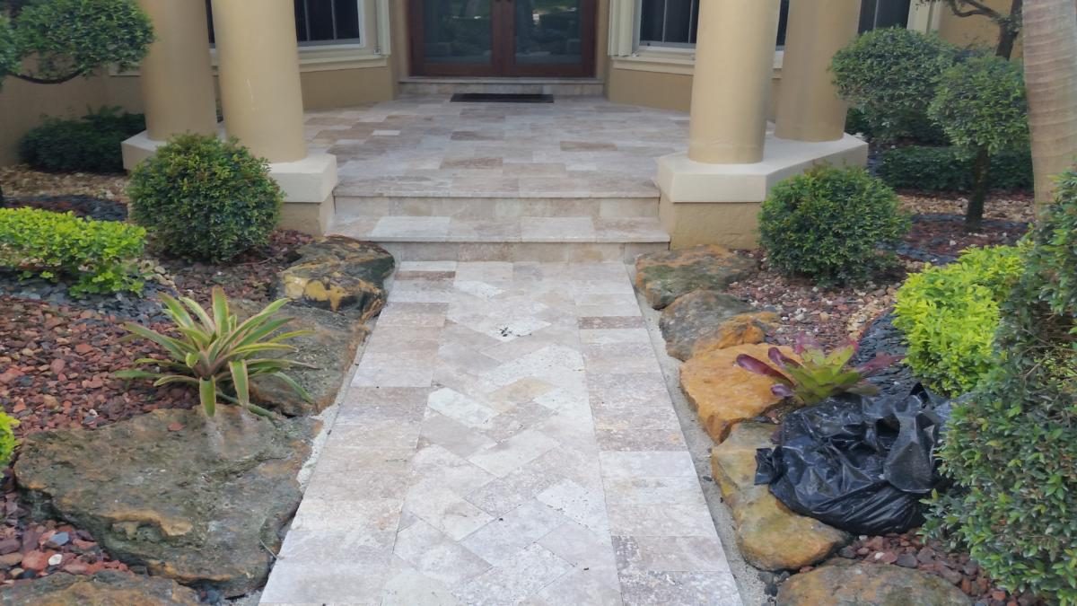 Cliff's Pools & Patios paver driveway and walkway