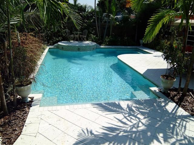Cliff's Pools & Patios paver pool deck and patio - serving Oakland Park, FL