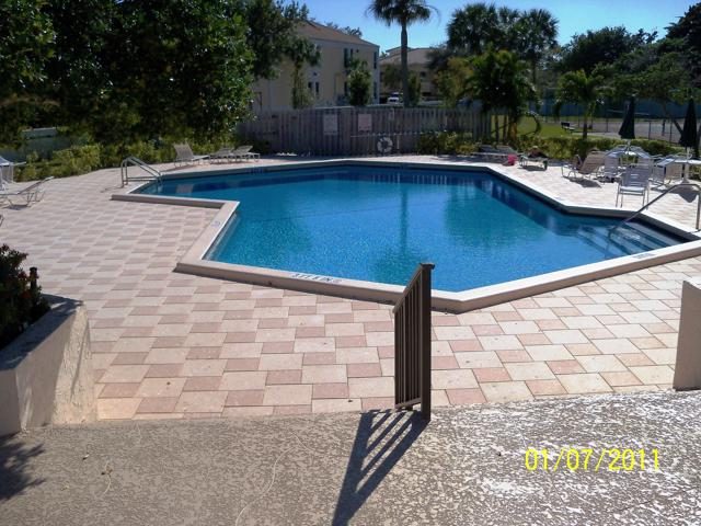 Cliff's Pools & Patios paver pool deck and patio