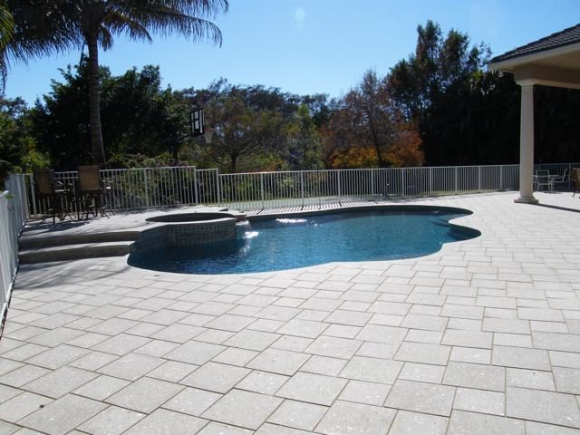 Cliff's Pools & Patios paver pool deck and patio - serving Jupiter, FL