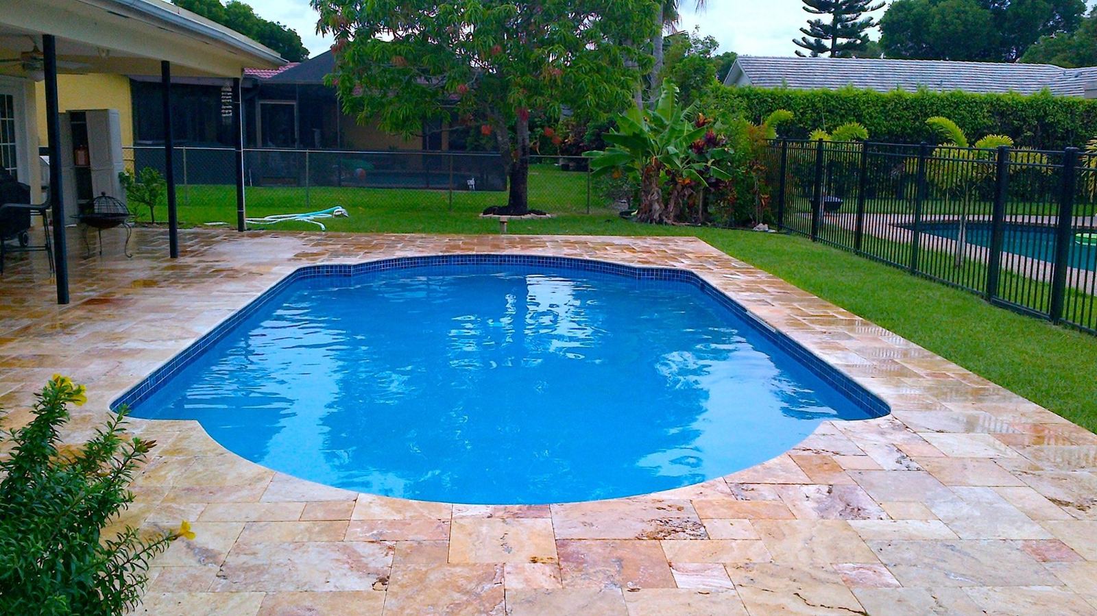 Cliff's Pools & Patios paver pool deck and patio