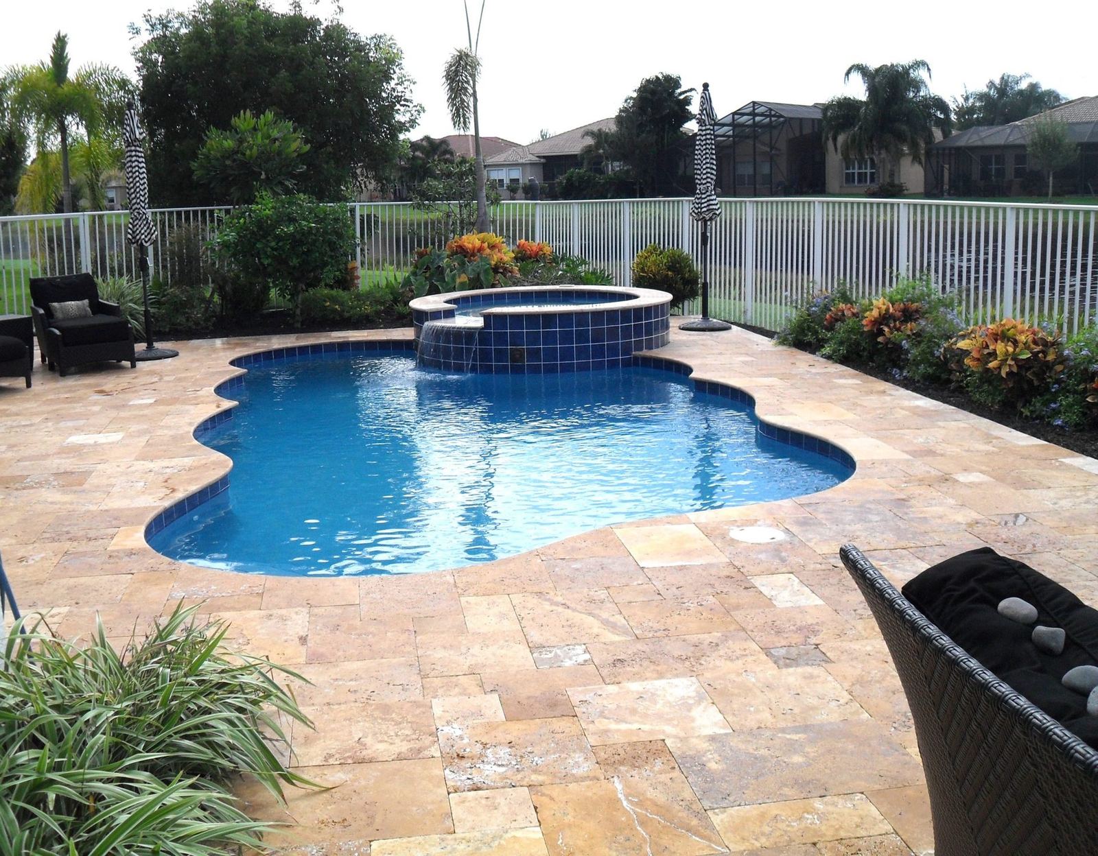 Cliff's Pools & Patios paver pool deck and patio
