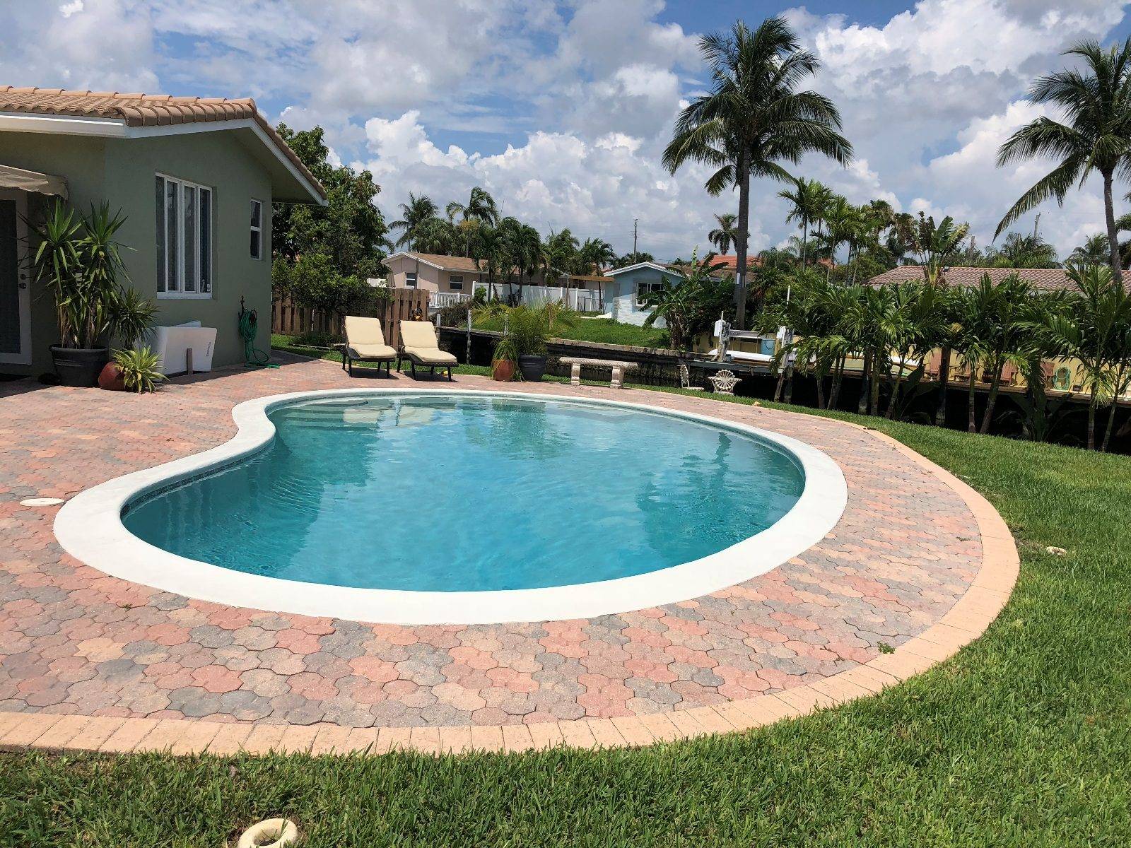 Cliff's Pools & Patios pool remodel and resurfacing - serving Pahokee, FL