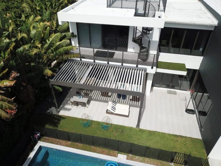 Cliff's Pools & Patios pergola / covered roof project